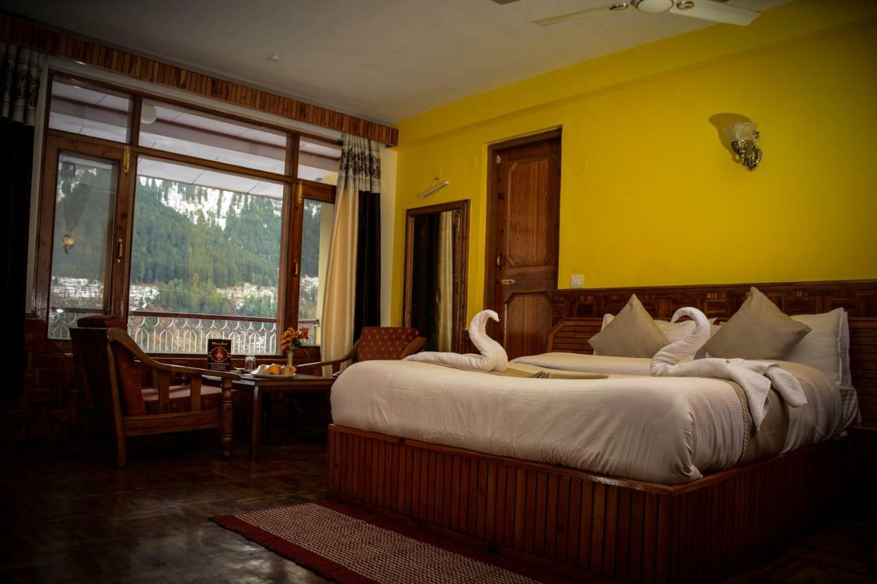 Hotel Rajhans Manali Kültér fotó