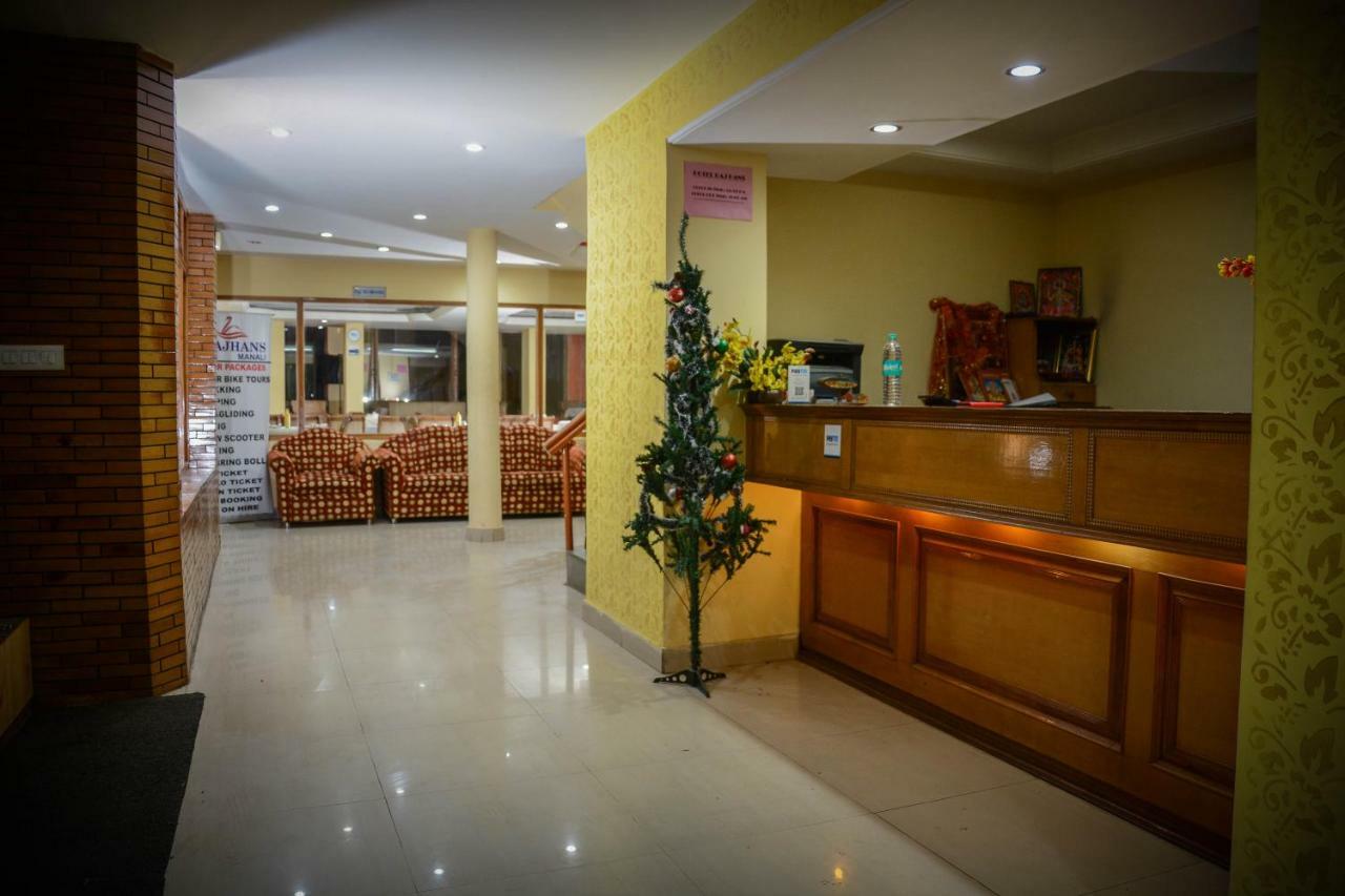 Hotel Rajhans Manali Kültér fotó